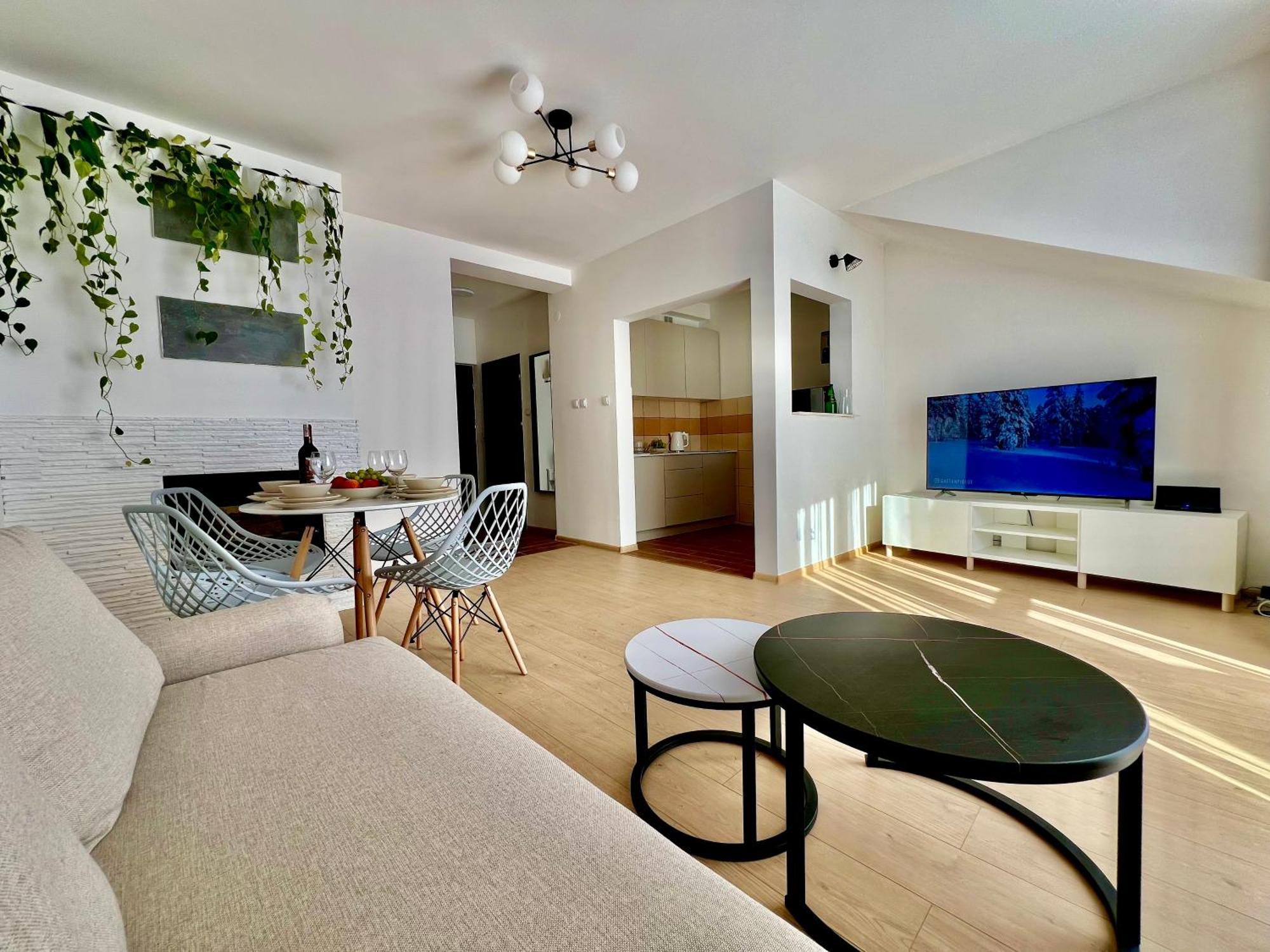 Apartament Wisteria Przemyśl Buitenkant foto