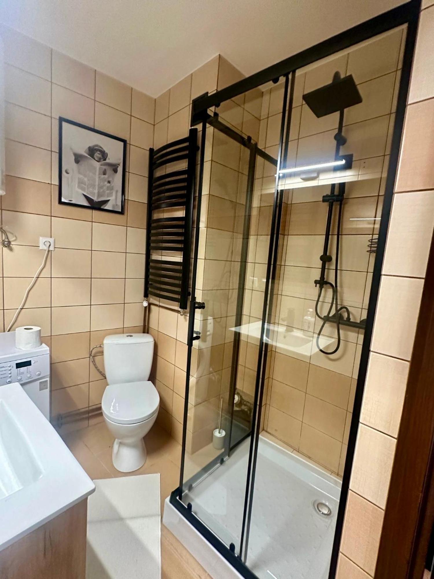 Apartament Wisteria Przemyśl Buitenkant foto