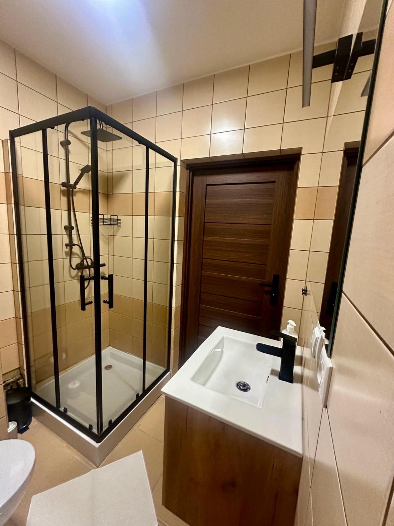 Apartament Wisteria Przemyśl Buitenkant foto