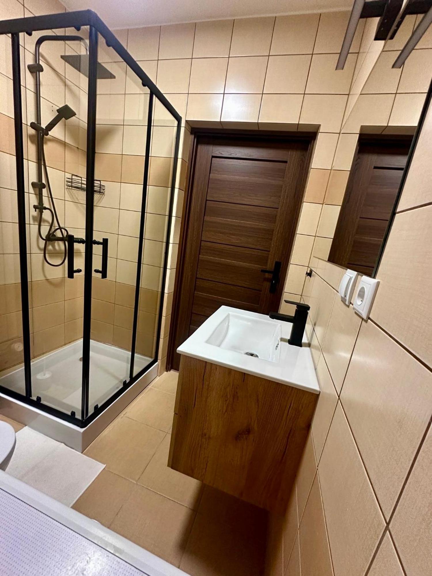 Apartament Wisteria Przemyśl Buitenkant foto